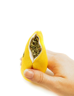 KING CATNIP Juguete Banana para gatos con hierba gatera